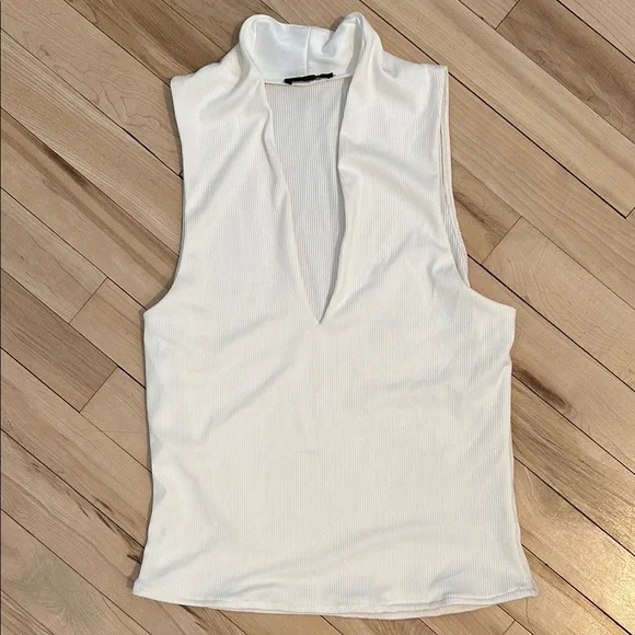 Dynamite White Fitted Sleeveless Ribbed Tank Top - Picture 3 of 6